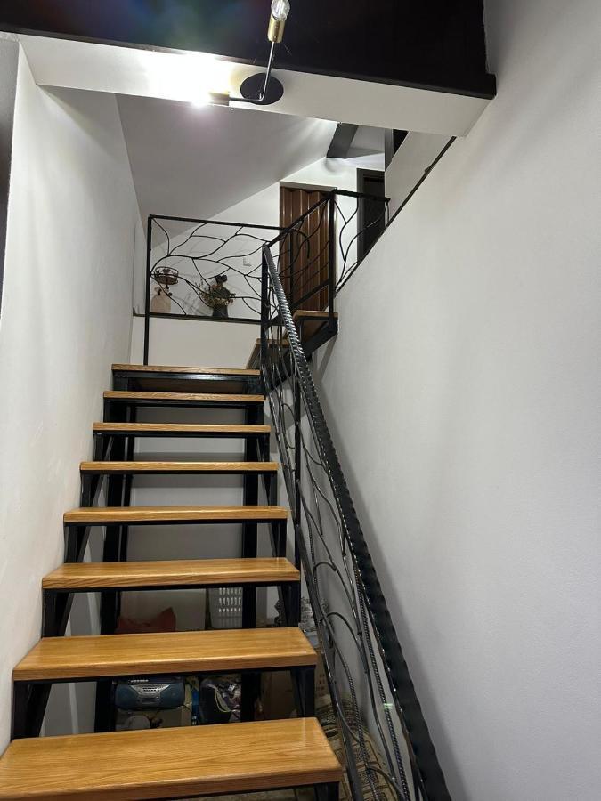 Casa De Vacanta Mirela Novaci-Straini Ngoại thất bức ảnh